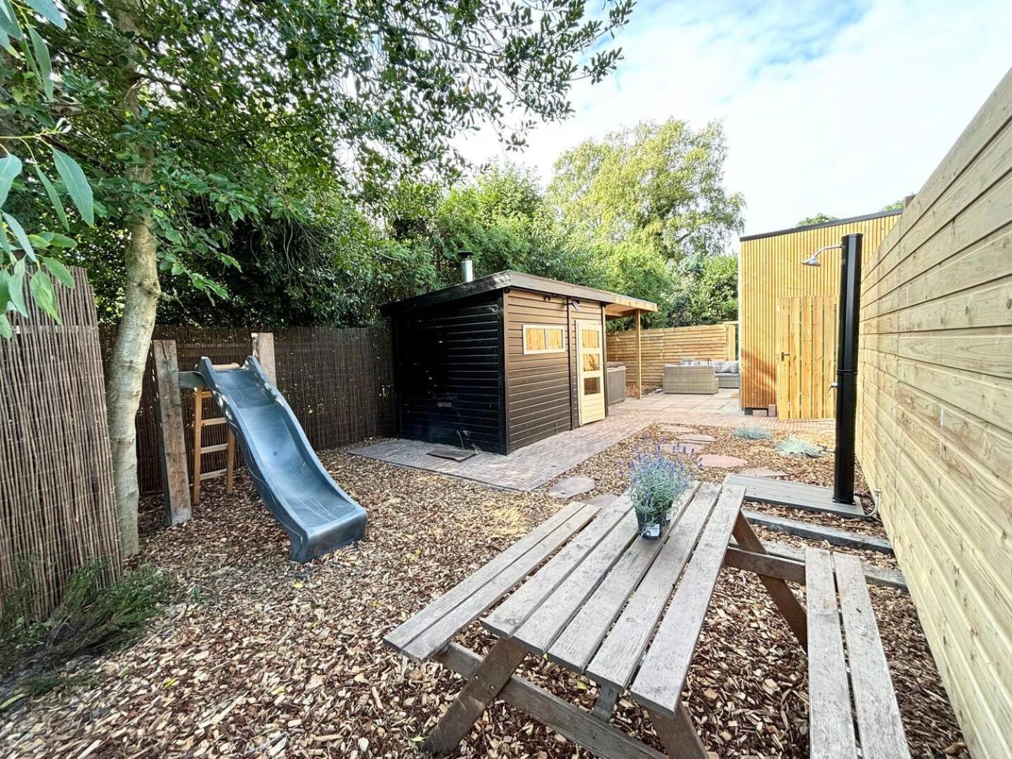 Bed And Breakfast Heerenveen Centrum Met Prive Sauna En Jacuzzi Экстерьер фото